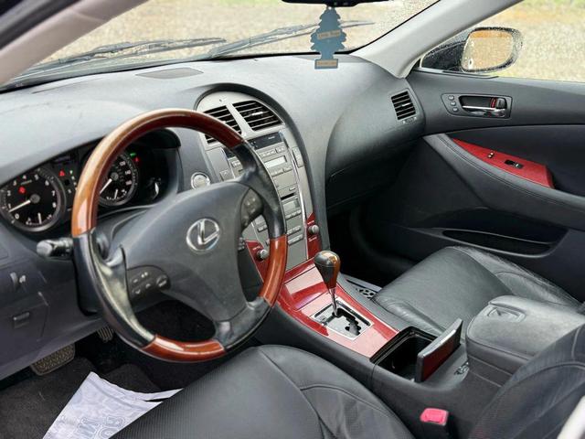 Photo of 2009 Black Lexus ES 350