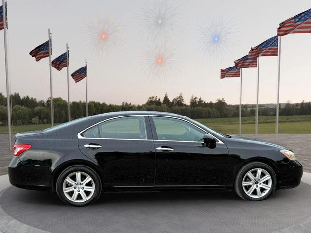 Photo of 2009 Black Lexus ES 350