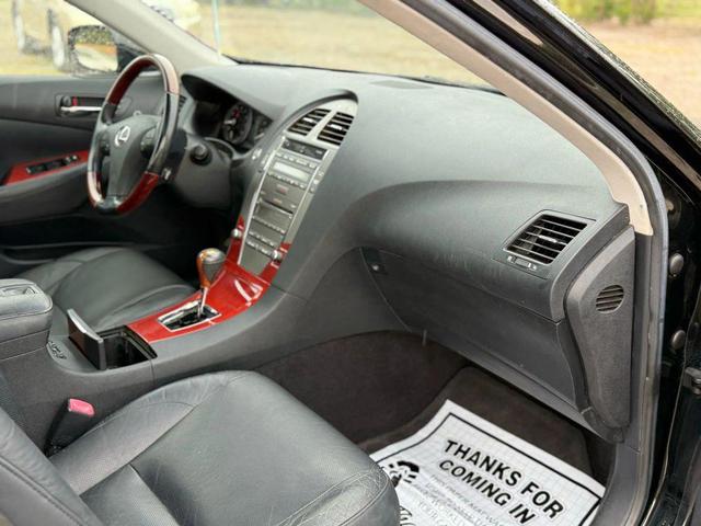 Photo of 2009 Black Lexus ES 350