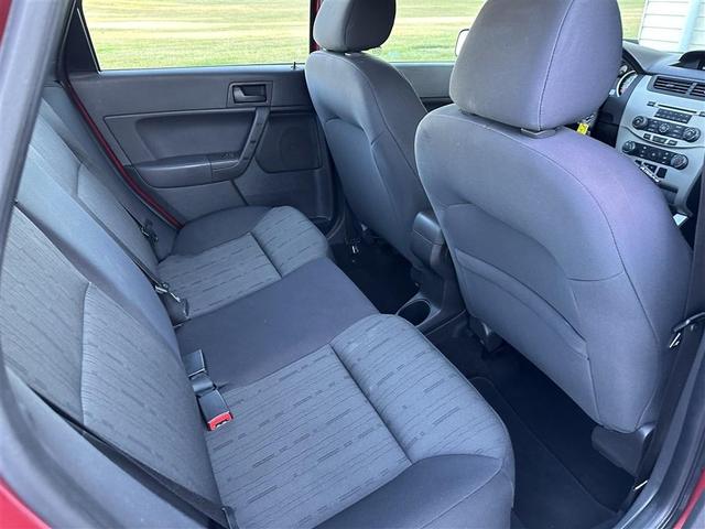 Photo of 2011 Red Ford Focus