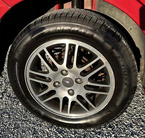 Photo of 2011 Red Ford Focus