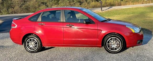 Photo of 2011 Red Ford Focus