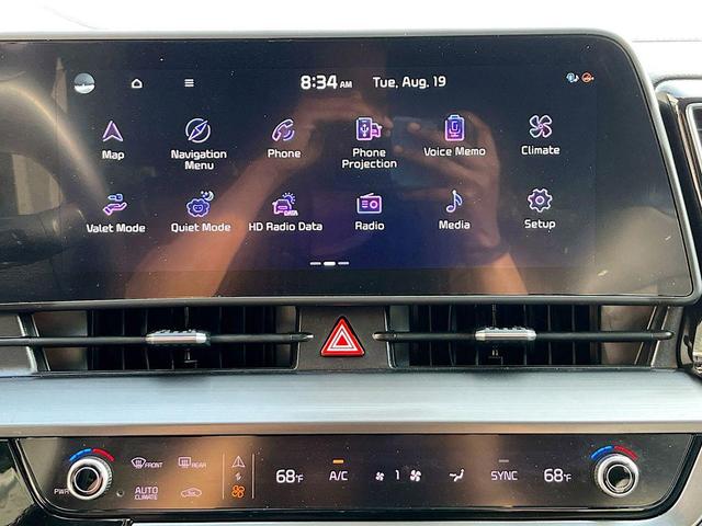 Photo of 2023 Sapphire Blue Kia Sportage