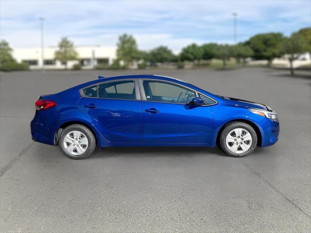 Photo of 2017 Deep Sea Blue Kia Forte