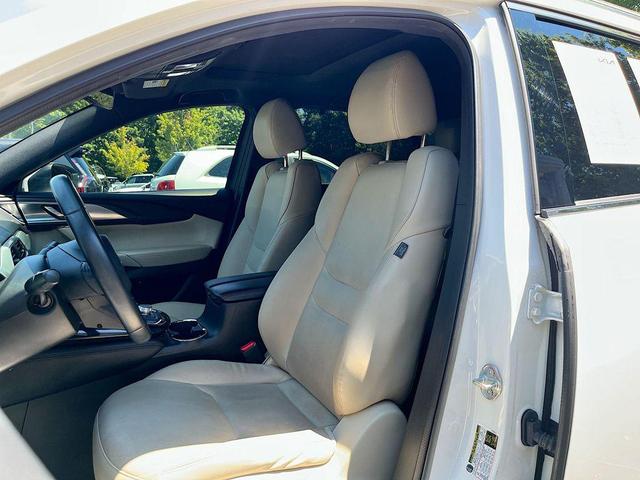 Photo of 2019 Snowflake White Pearl Mica Mazda CX-9