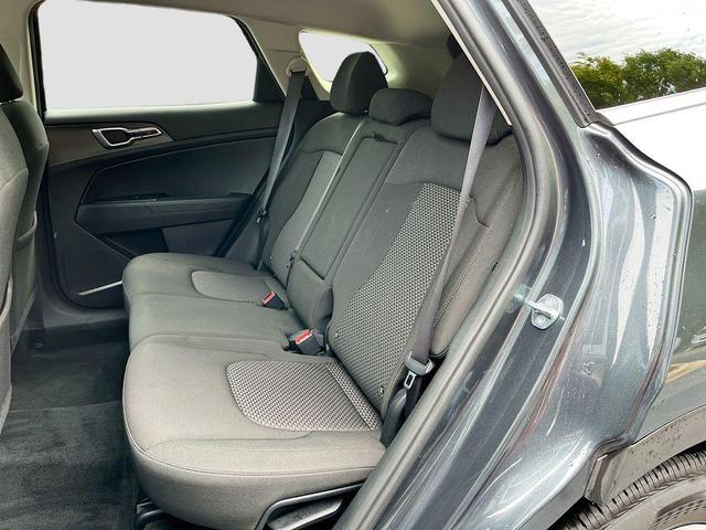 Photo of 2024 Gravity Gray Kia Sportage