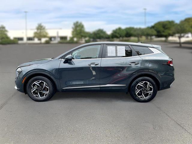 Photo of 2024 Gravity Gray Kia Sportage