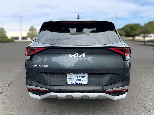 Photo of 2024 Gravity Gray Kia Sportage