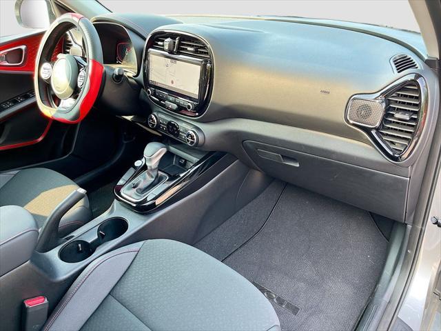 Photo of 2024 Steel Gray Kia Soul