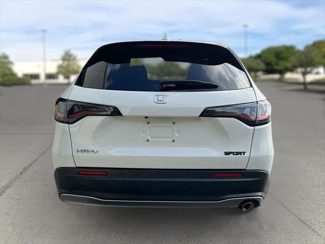 Photo of 2024 Platinum White Pearl Honda HR-V