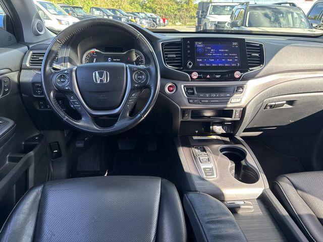 Photo of 2022 Gray Honda Ridgeline