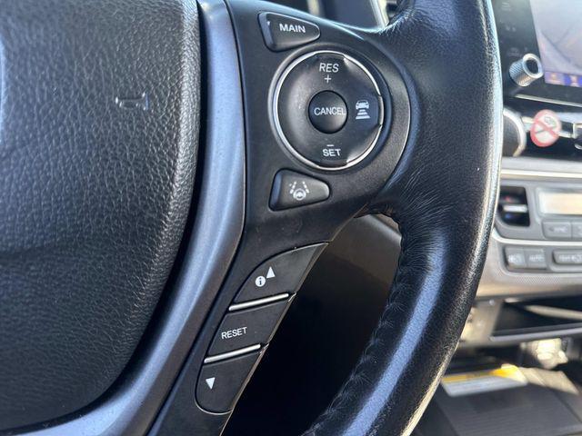 Photo of 2022 Gray Honda Ridgeline