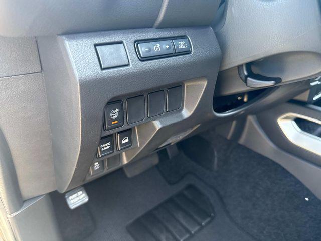 Photo of 2025 Gun Metallic Nissan Frontier