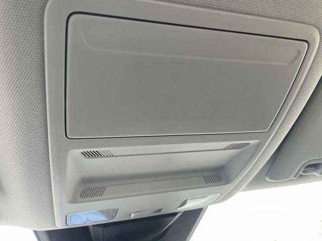Photo of 2024 Oxford White Ford Ranger