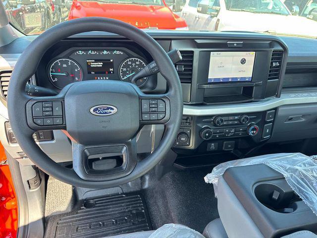 Photo of 2025 Race Red Ford F-350