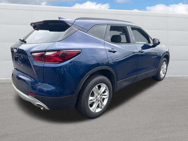 Photo of 2022 Blue Glow Metallic Chevrolet Blazer