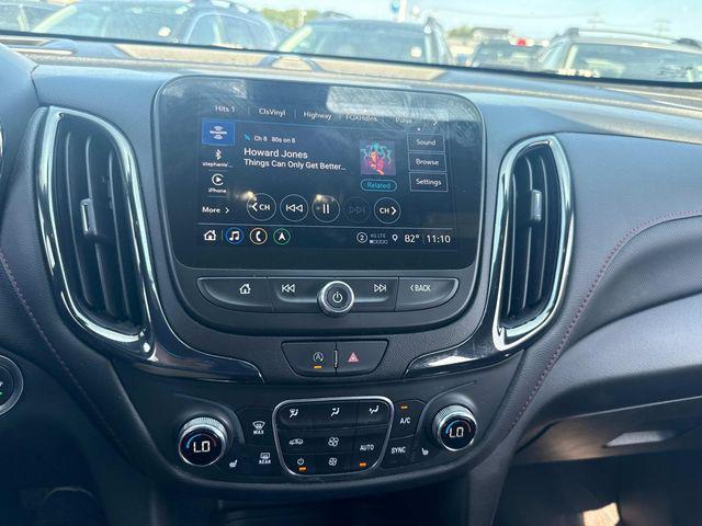 Photo of 2022 Summit White Chevrolet Equinox