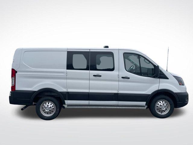 Photo of 2023 Oxford White Ford Transit-250