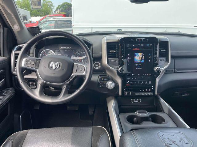 Photo of 2024 Diamond Black Crystal Pearlcoat RAM 2500