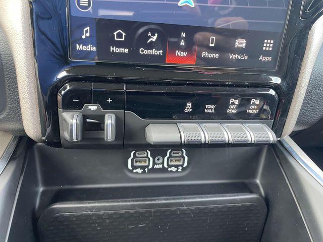 Photo of 2024 Diamond Black Crystal Pearlcoat RAM 2500