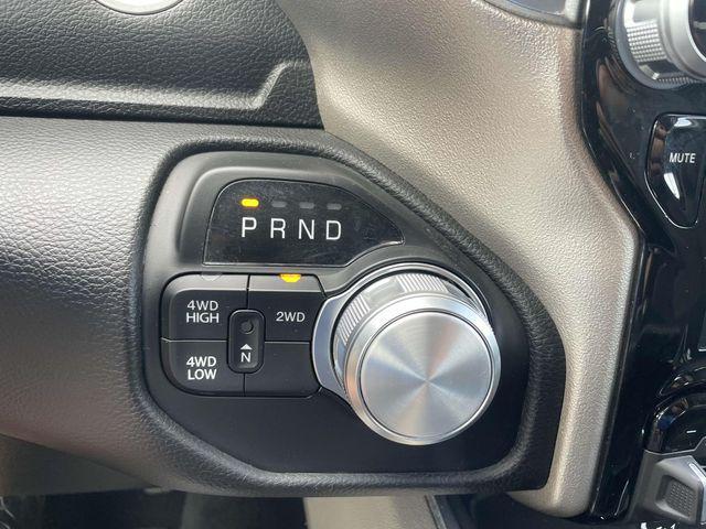 Photo of 2024 Diamond Black Crystal Pearlcoat RAM 2500
