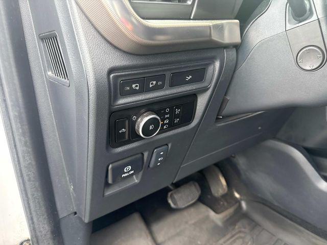Photo of 2023 Oxford White Ford F-150