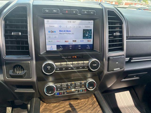 Photo of 2021 Agate Black Metallic Ford Expedition