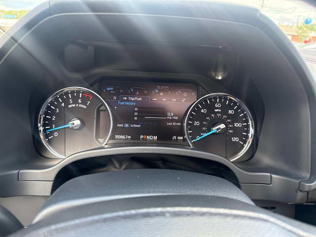 Photo of 2021 Agate Black Metallic Ford Expedition