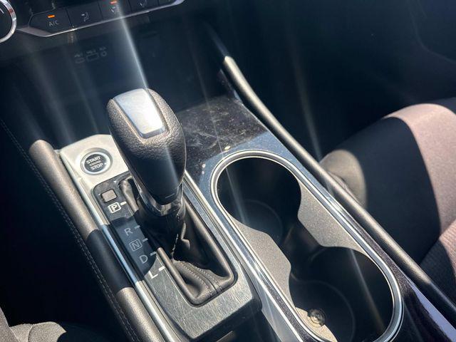 Photo of 2023 Brilliant Silver Metallic Nissan Altima