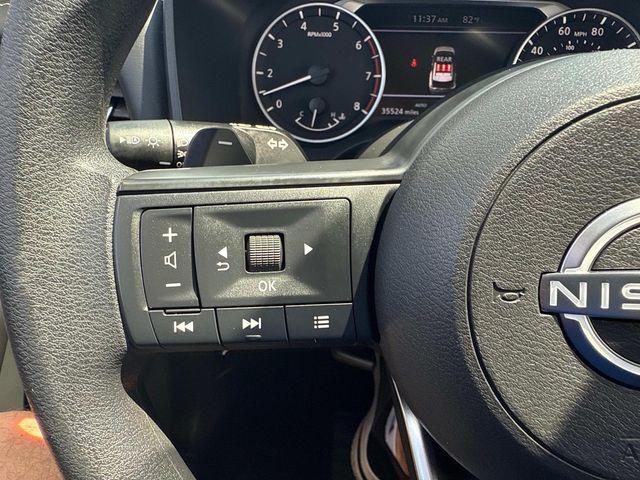 Photo of 2023 Super Black Nissan Rogue