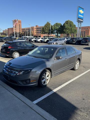 Photo of 2012 STERLING GRAY METALLIC Ford Fusion