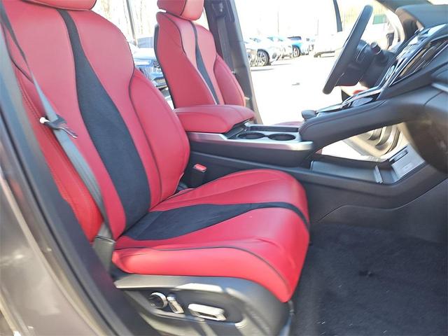 Photo of 2025 Liquid Carbon Metallic Acura RDX