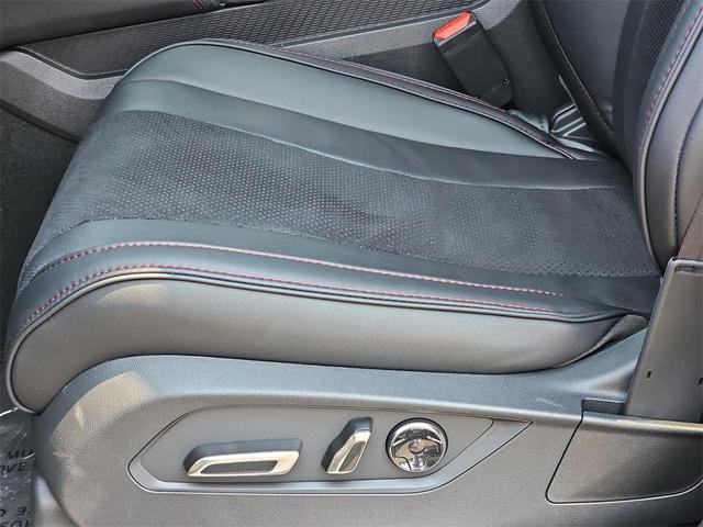 Photo of 2026 Majestic Black Pearl Acura MDX