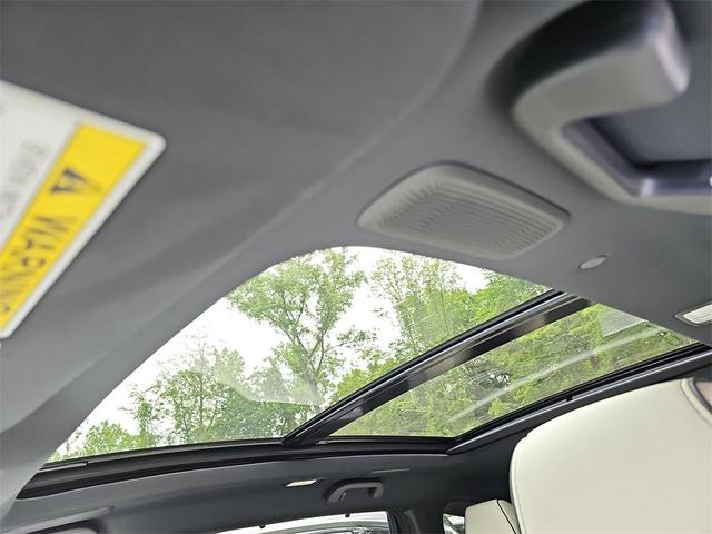 Photo of 2026 Liquid Carbon Metallic Acura MDX
