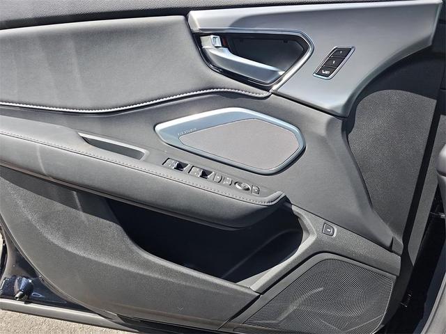 Photo of 2025 Majestic Black Pearl Acura RDX