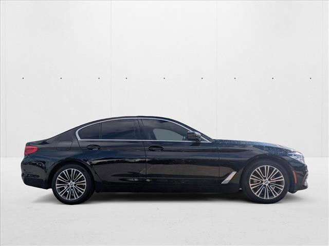 Photo of 2019 Jet Black BMW 530