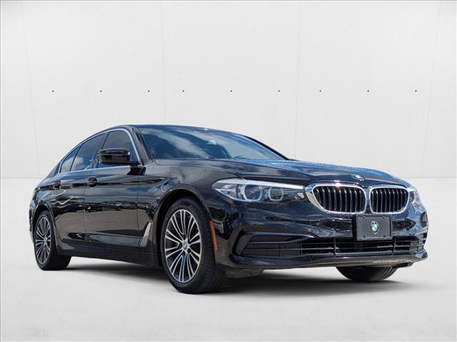 Photo of 2019 Jet Black BMW 530