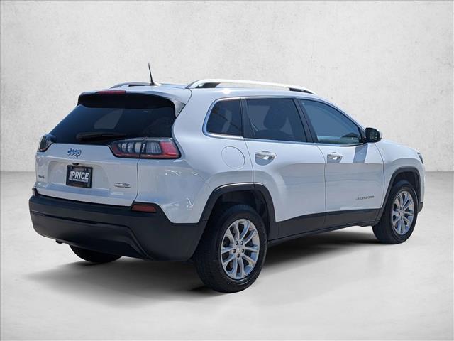 Photo of 2019 Bright White Clearcoat Jeep Cherokee