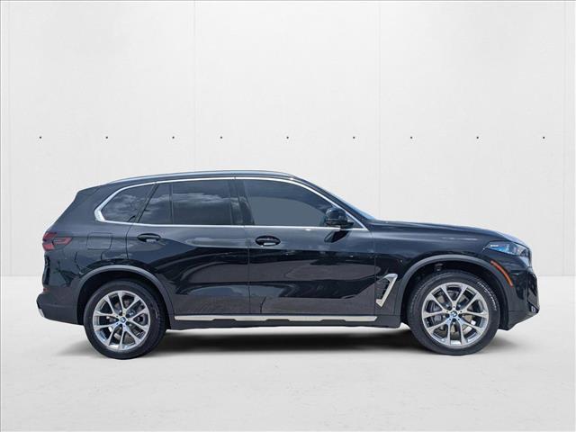 Photo of 2026 Black Sapphire Metallic BMW X5