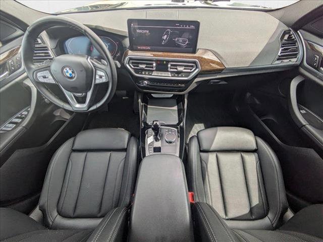 Photo of 2024 Black BMW X4