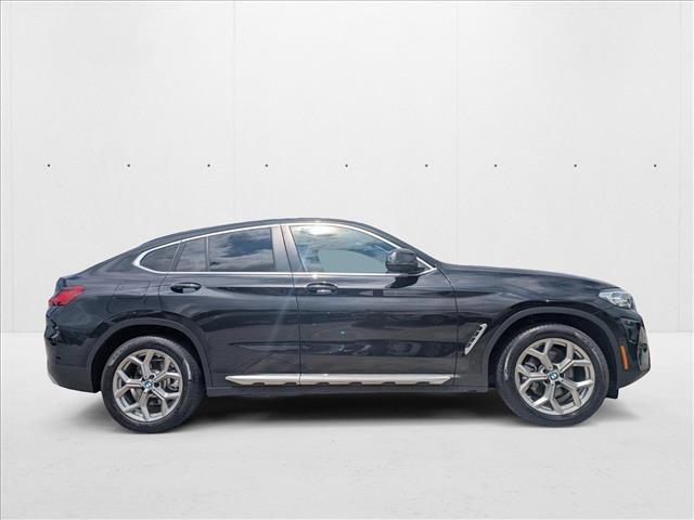 Photo of 2024 Black BMW X4