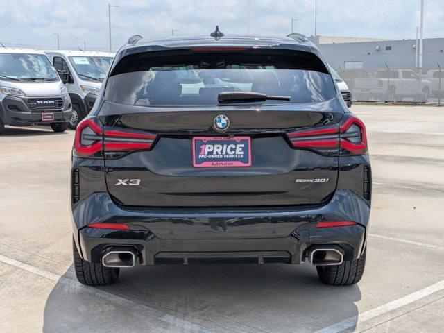 Photo of 2024 Gray BMW X3