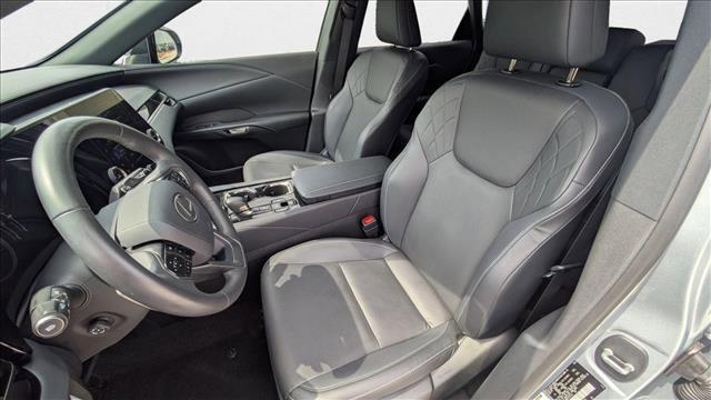 Photo of 2024 Iridium Lexus RX 350