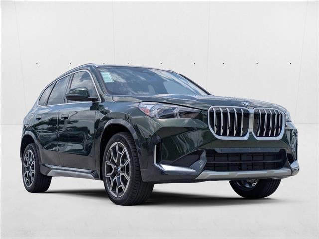 Photo of 2025 San Remo Green Metallic BMW X1