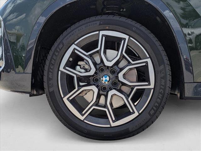 Photo of 2025 San Remo Green Metallic BMW X1