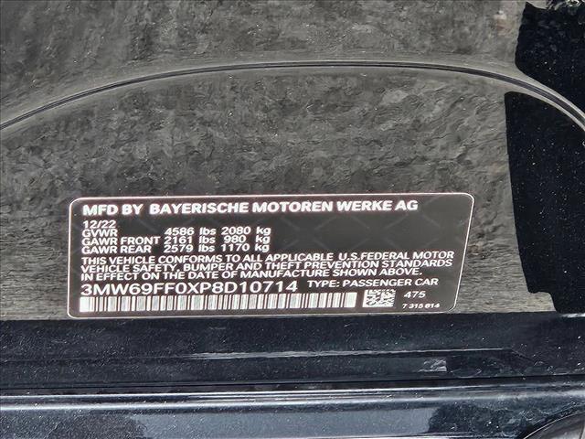 Photo of 2023 Black Sapphire Metallic BMW 330