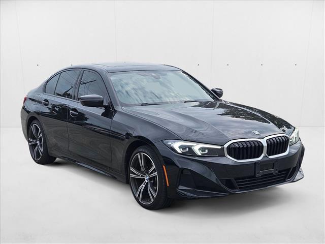 Photo of 2023 Black Sapphire Metallic BMW 330