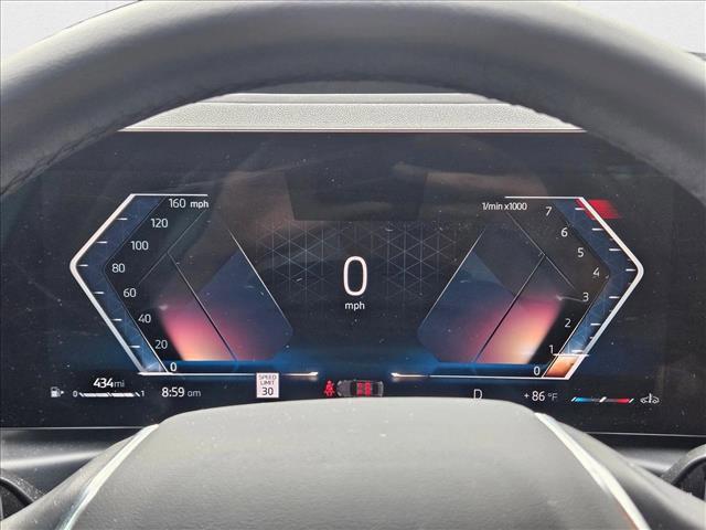 Photo of 2023 Black Sapphire Metallic BMW 330