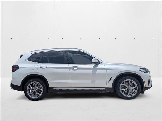 Photo of 2023 Mineral White Metallic BMW X3