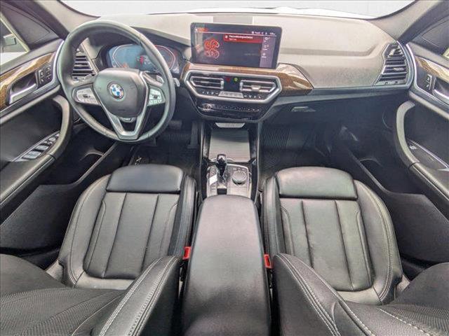 Photo of 2023 Mineral White Metallic BMW X3
